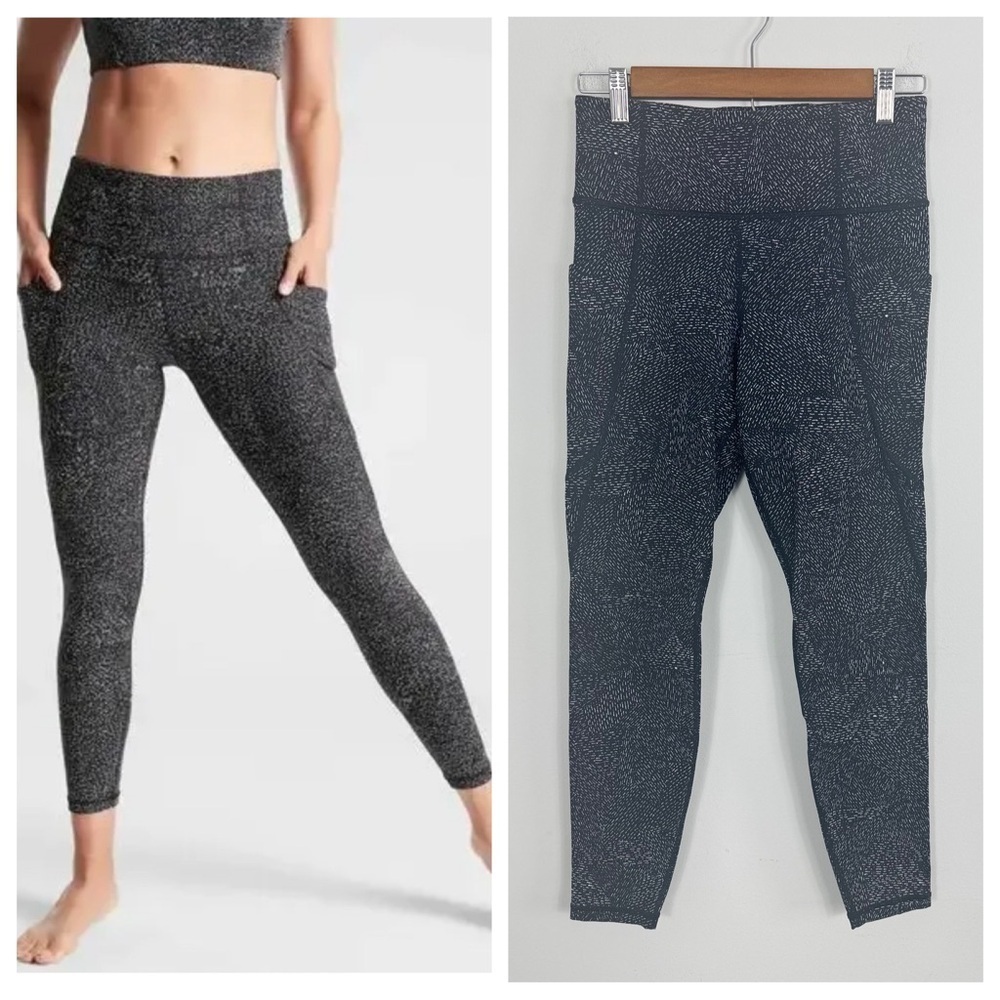 Athleta Salutation Stash Pocket Tight Black White Print Size Small